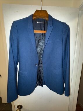 Topman Navy Blue Suit with tie